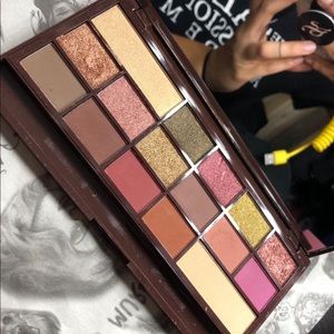 Makeup Revolution Makeup - Makeup Revolution Rose Gold Chocolate Palette Makeup Revolution Makeup - Makeup Revolution Rose Gold Chocolate Palette